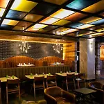 Bobby Hotel 
